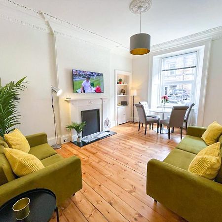Desirable 2 Bed Apt Near Edinburgh Castle Dış mekan fotoğraf