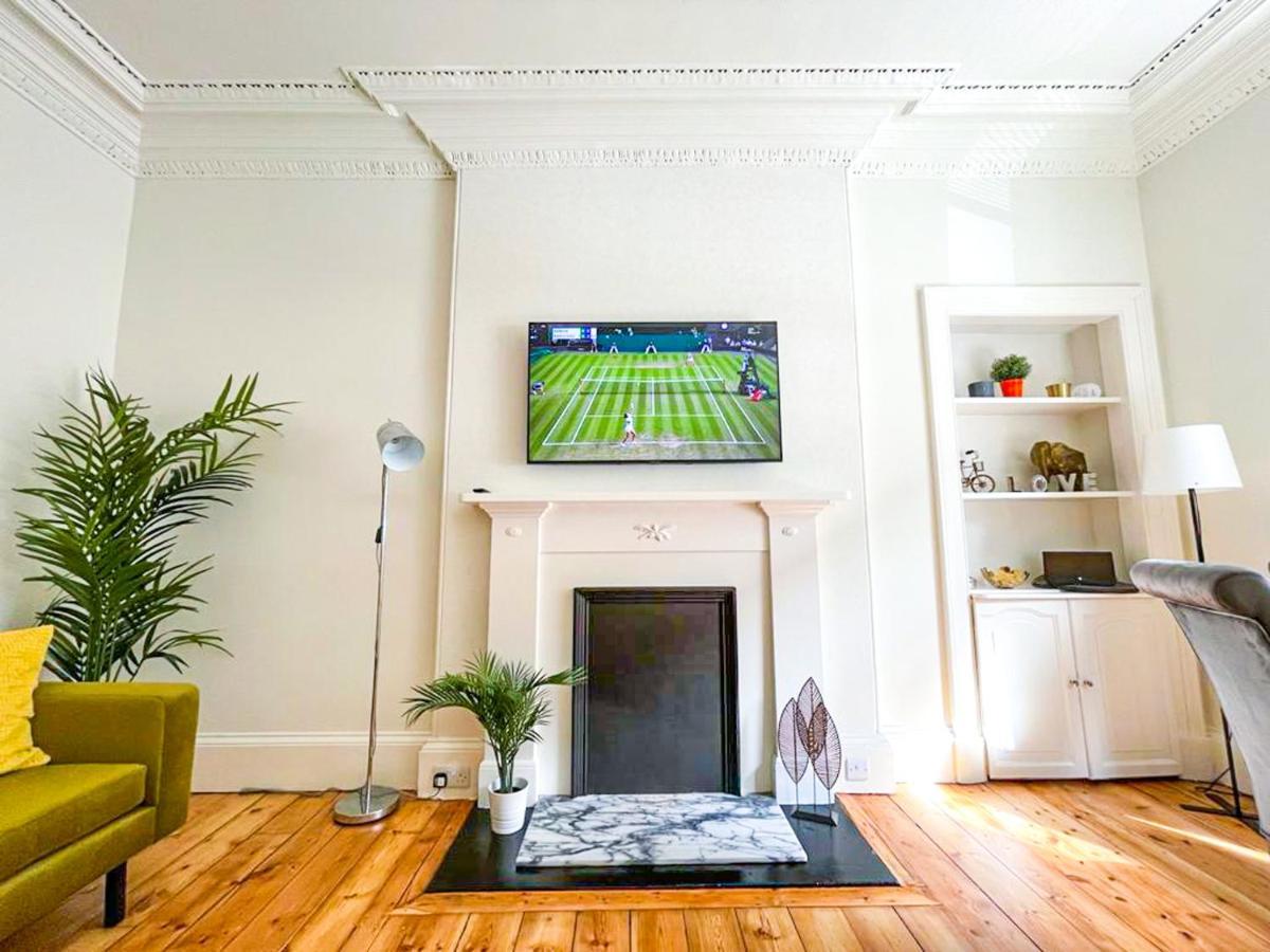 Desirable 2 Bed Apt Near Edinburgh Castle Dış mekan fotoğraf