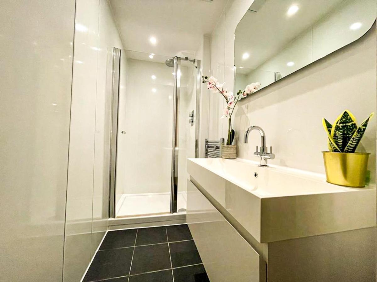 Desirable 2 Bed Apt Near Edinburgh Castle Dış mekan fotoğraf