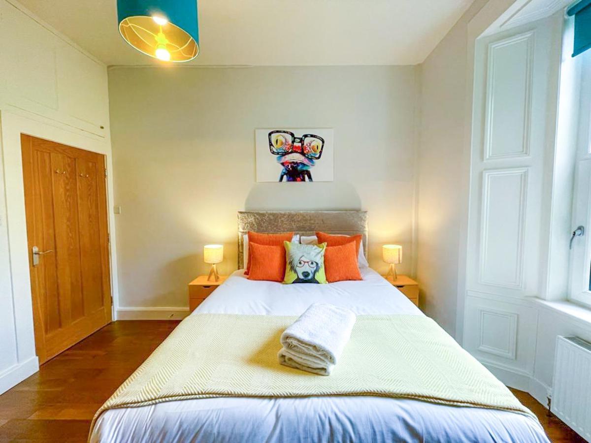 Desirable 2 Bed Apt Near Edinburgh Castle Dış mekan fotoğraf